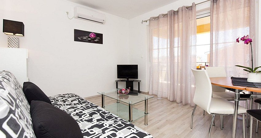 App Zoran 4 (4+1) ***